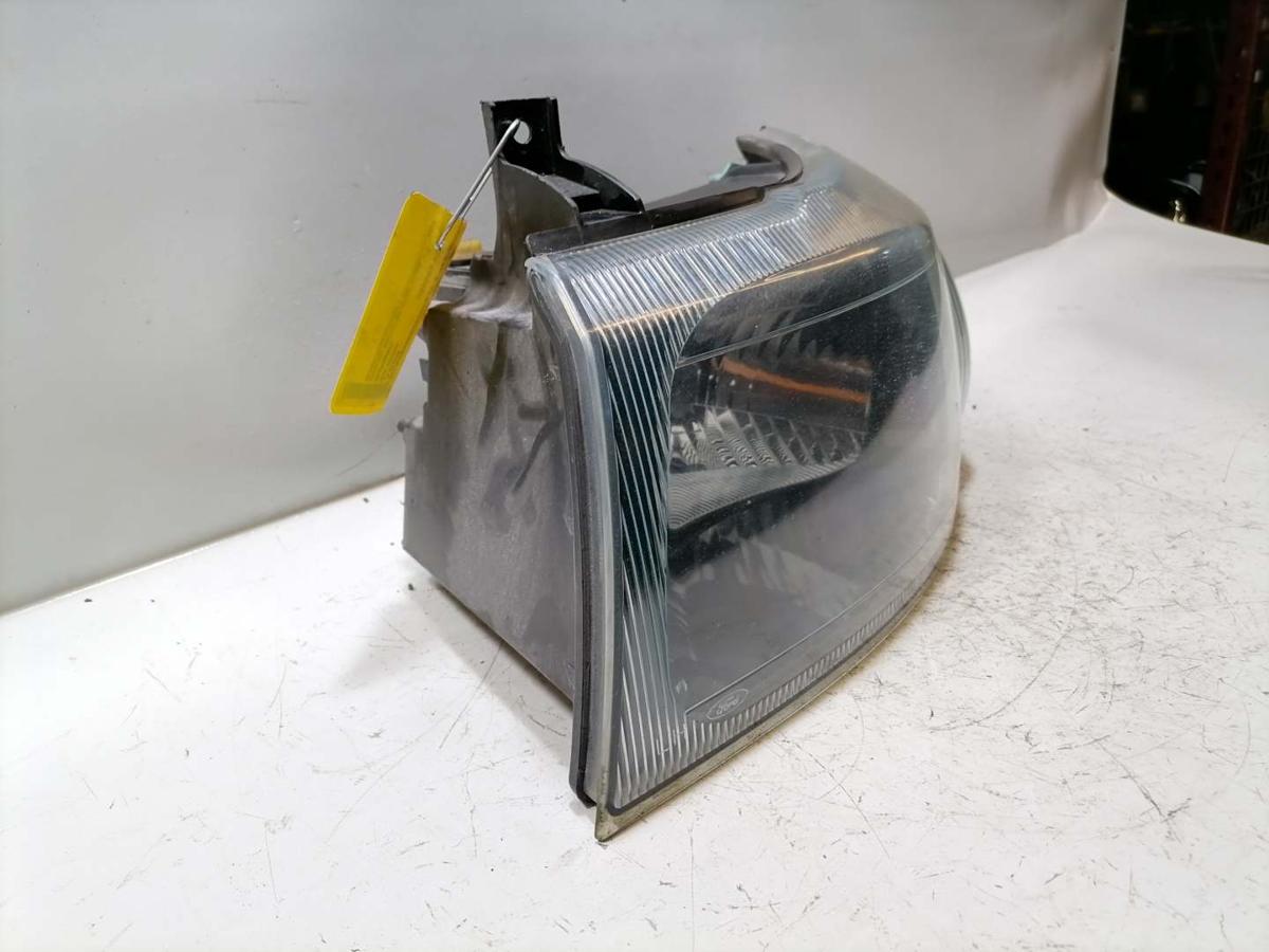 Ford Transit 5 original Scheinwerfer vorn links Halogen Bj.2001